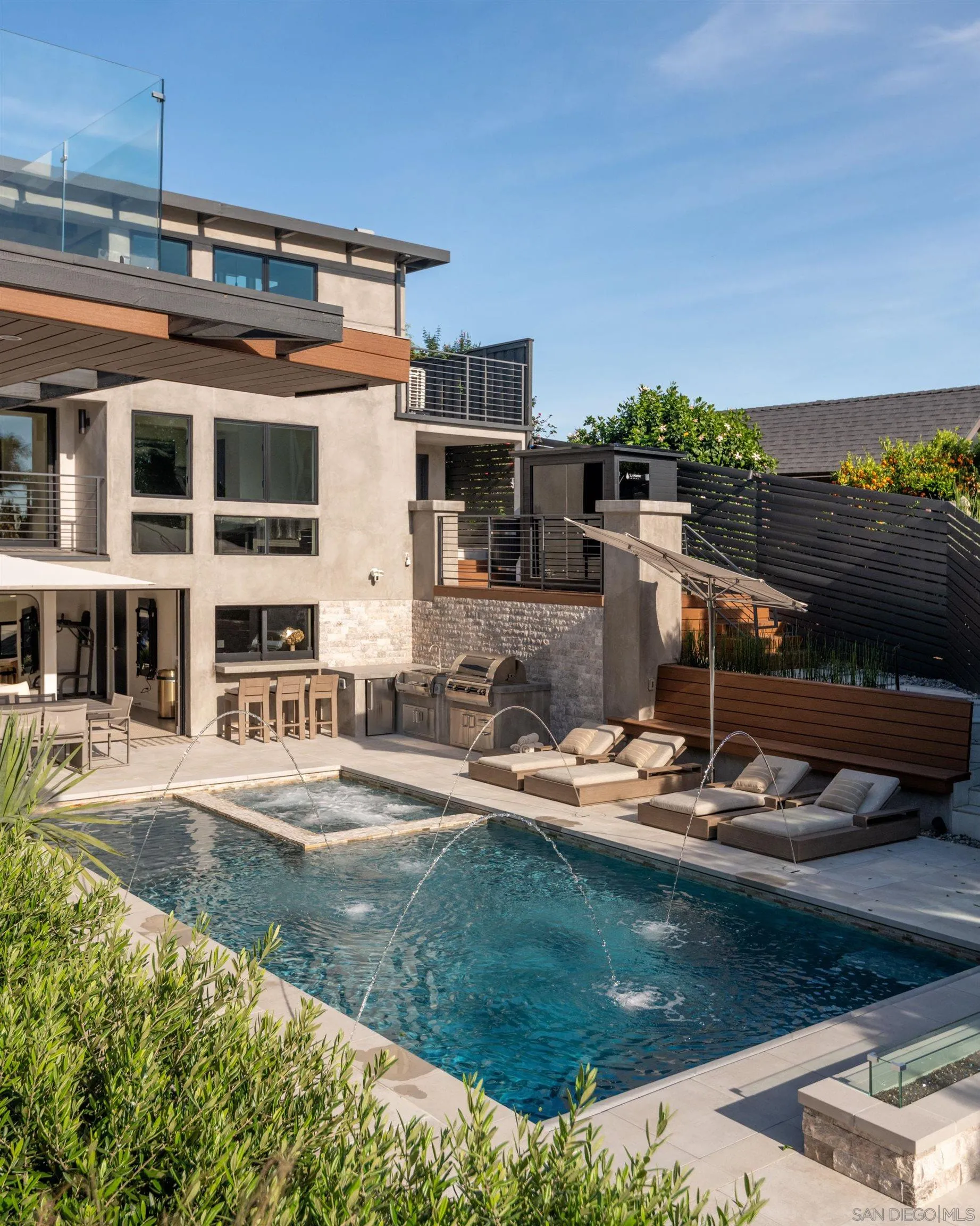 5780 Rutgers Road La Jolla, CA 92037 - Photo 32 of 68