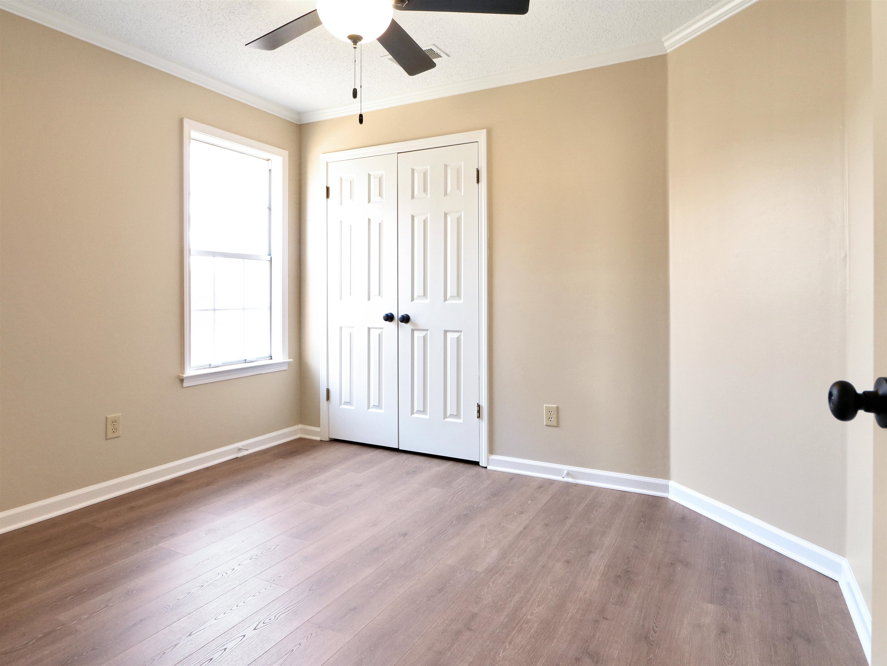 2321 Valley Edge Cove Memphis, TN 38016 - Photo 13 of 18 a view of an empty room with a window