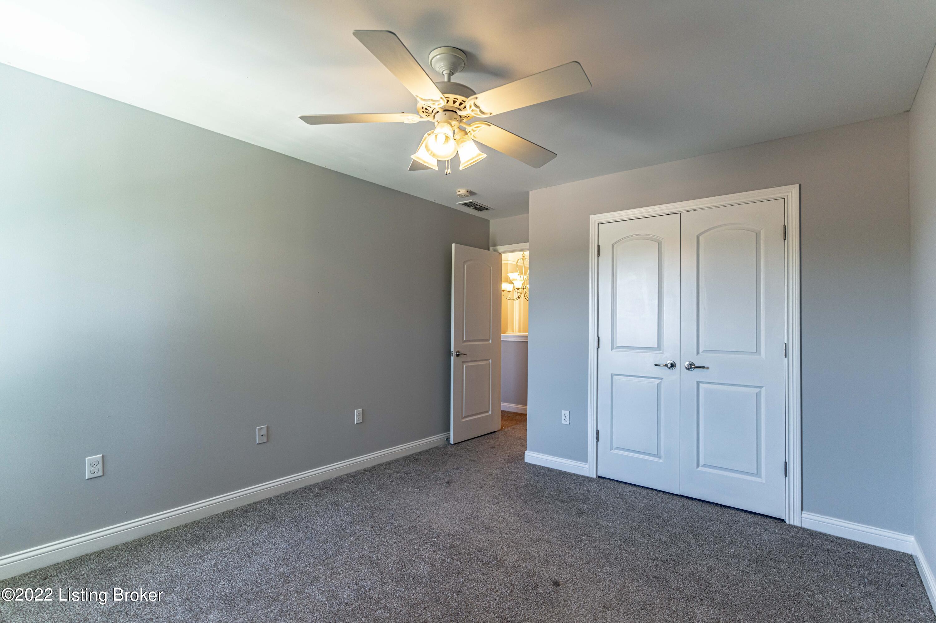8917 Riley Avenue Louisville, KY 40242 - Photo 31 of 59 DSC07041