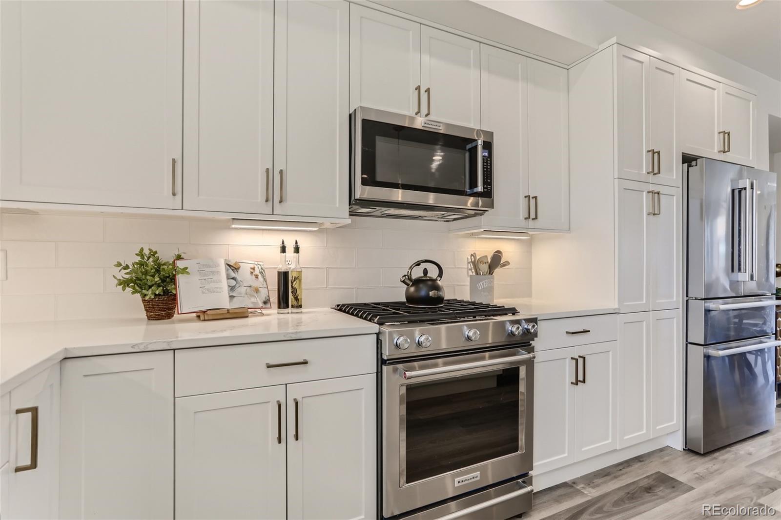 6820 East Lowry Boulevard Denver, CO 80230 - Photo 8 of 28