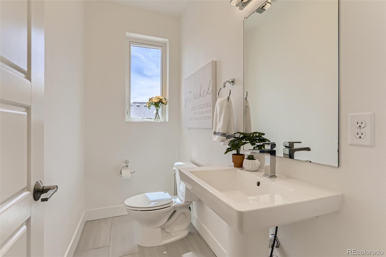 6820 East Lowry Boulevard Denver, CO 80230 - Photo 10 of 28