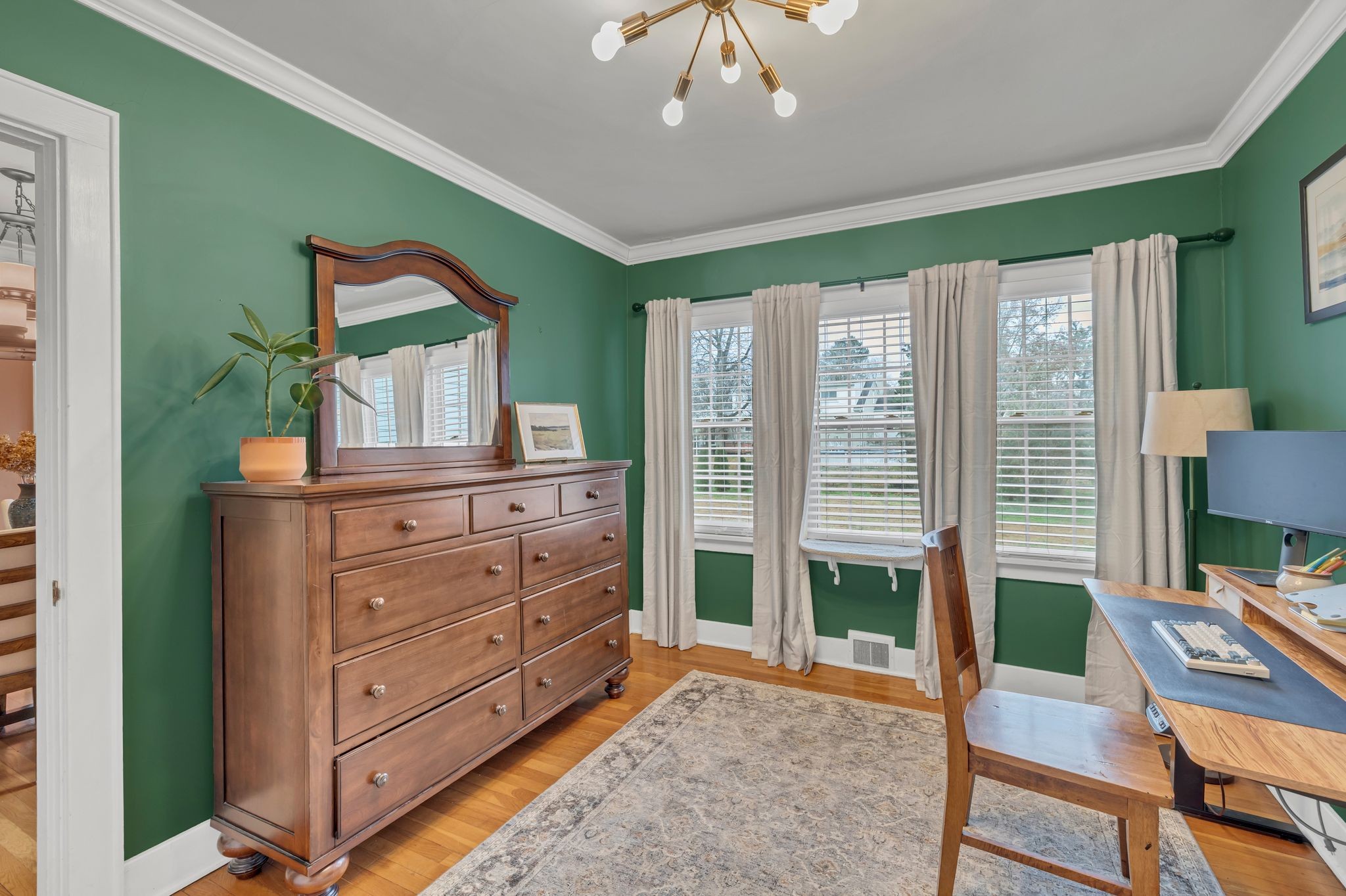 109 Audubon Road Shelbyville, TN 37160 - Photo 22 of 34 a living room with furniture