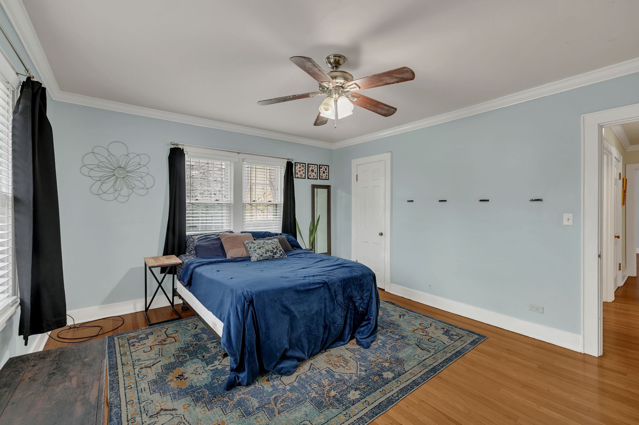 109 Audubon Road Shelbyville, TN 37160 - Photo 28 of 34 a bedroom with a bed and a window