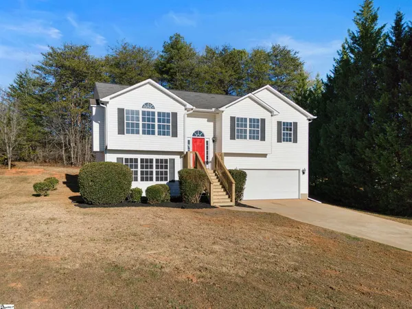$315,000 | 314 Cane Pole Walk, Inman, SC 29349