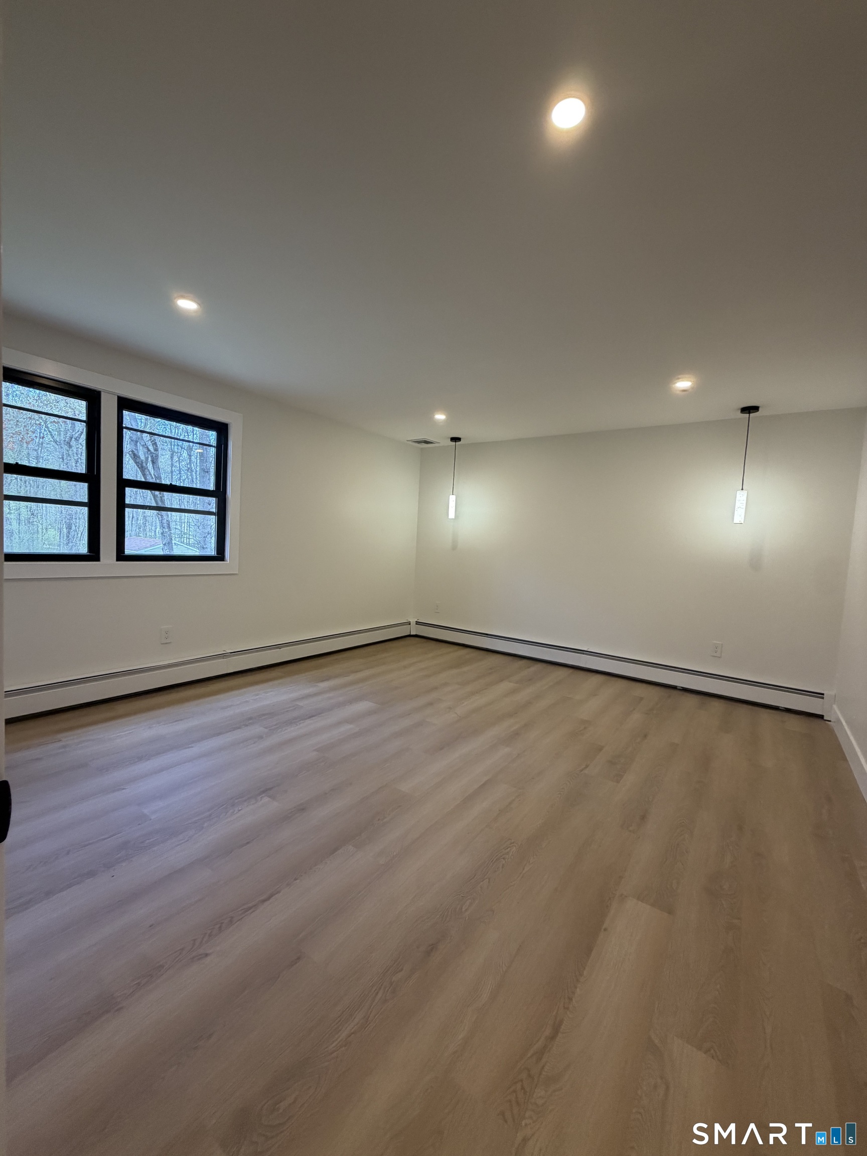 77 School House Road Wallingford, CT 06492 - Photo 8 of 20