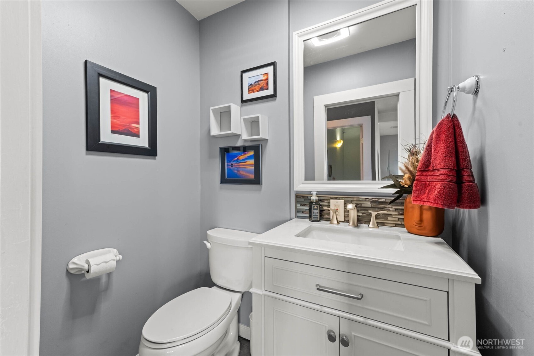 11621 16th Avenue South Seattle, WA 98168 - Photo 16 of 40