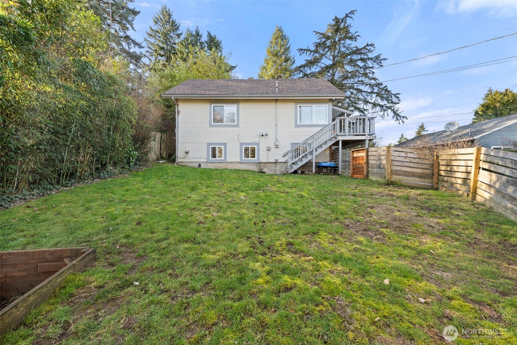 11621 16th Avenue South Seattle, WA 98168 - Photo 30 of 40