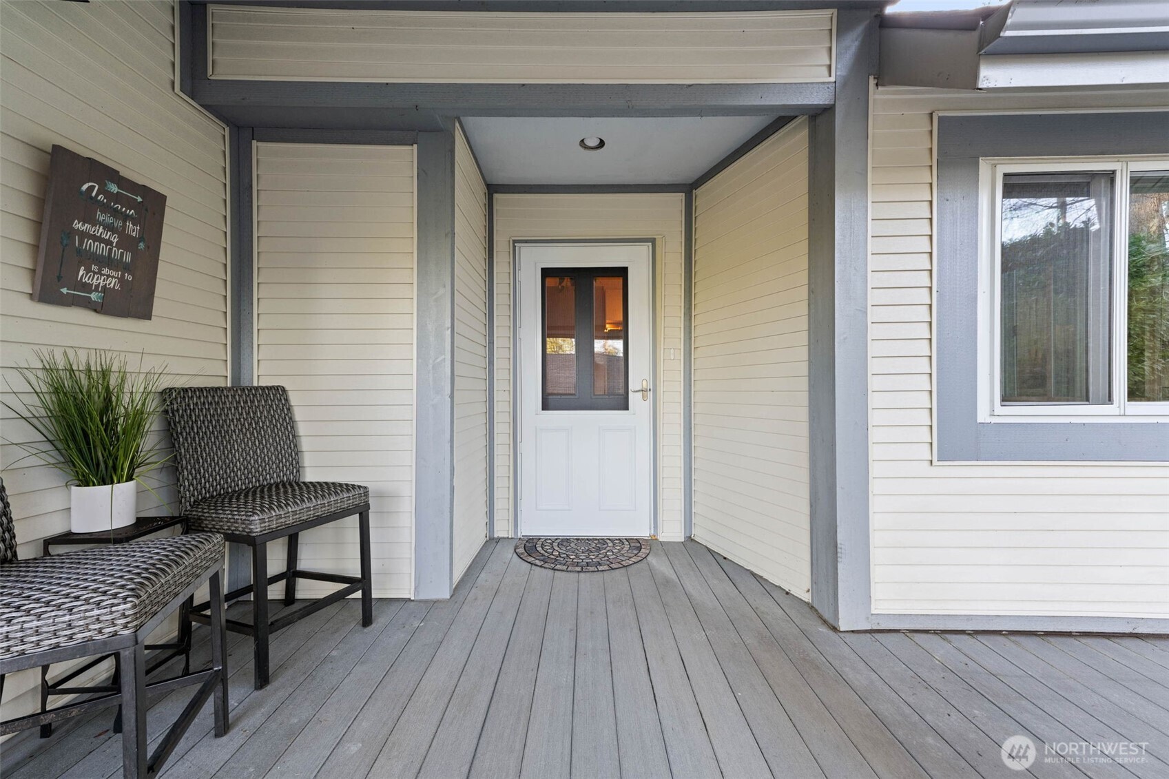 11621 16th Avenue South Seattle, WA 98168 - Photo 5 of 40