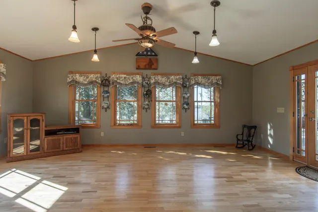 $589,000 | 47158 156th Place, Tamarack, MN 55787