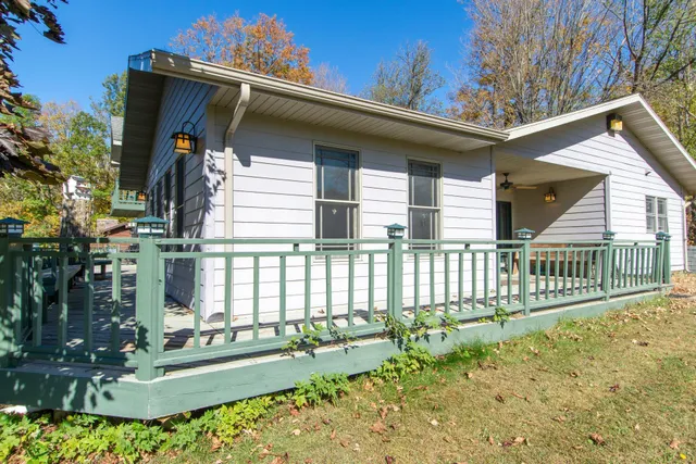 $589,000 | 47158 156th Place, Tamarack, MN 55787