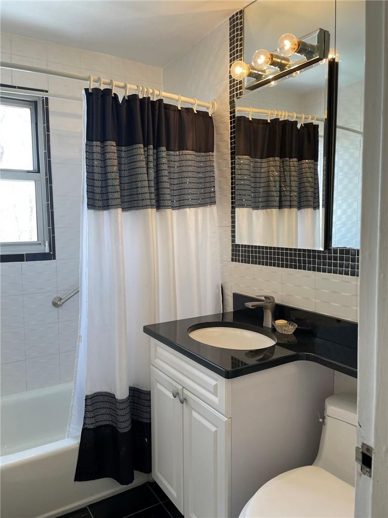 85 Columbus Avenue, Unit 1B Harrison, NY 10604 - Photo 1 of 1 Renovated bathroom