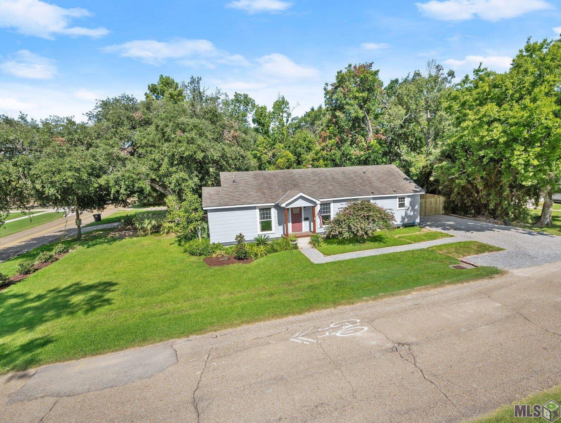 758 Rapides Street Baton Rouge, LA 70806 - Photo 2 of 22 Gallery Image 2