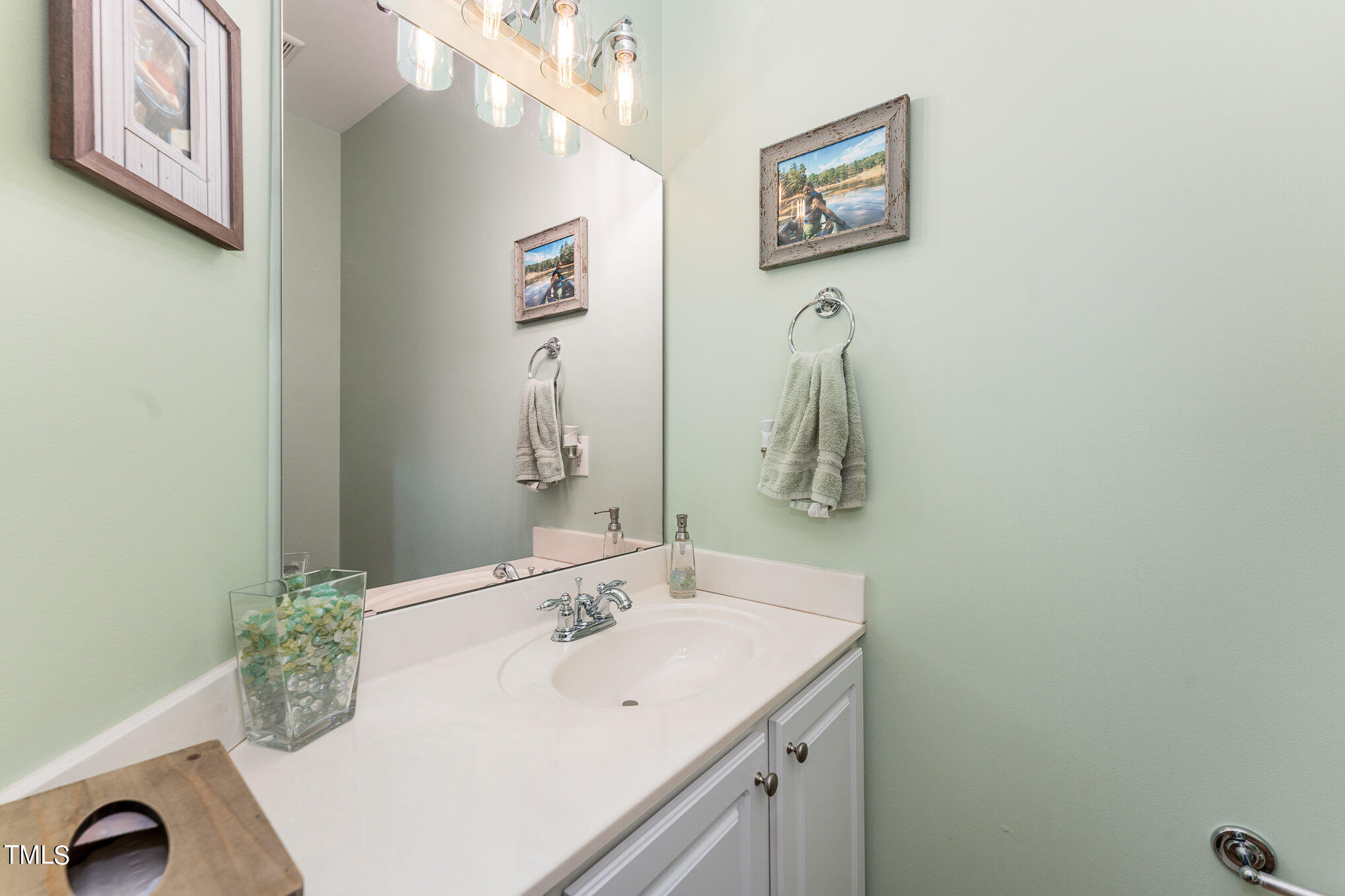 2533 Spring Oaks Way Raleigh, NC 27614 - Photo 8 of 18 Downstairs bath