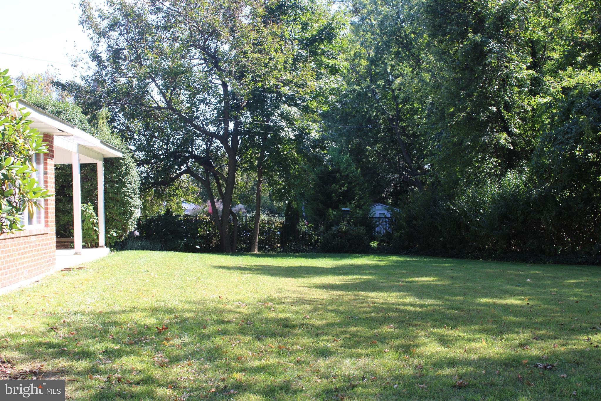 448 Andrew Road Huntingdon Valley, PA 19006 - Photo 9 of 29 Gallery Image 9