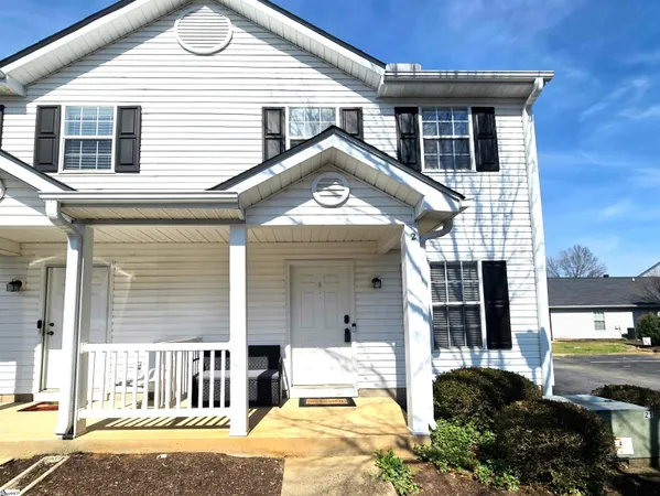 $199,900 | 2 Allenwood Lane, Greer, SC 29650