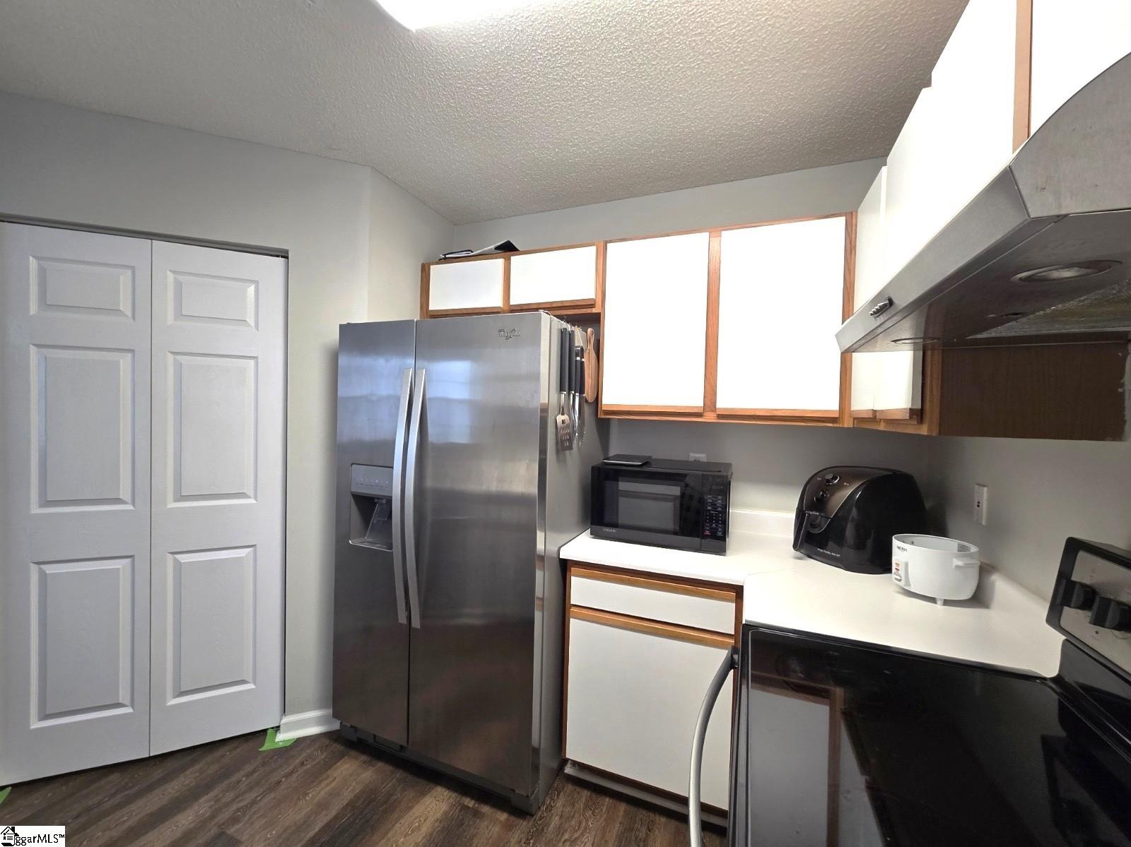 2 Allenwood Lane Greer, SC 29650 - Photo 5 of 24