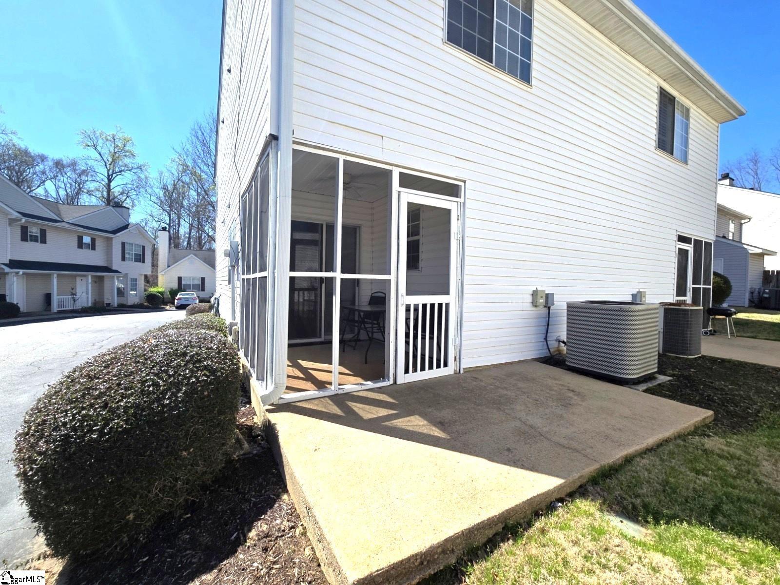 2 Allenwood Lane Greer, SC 29650 - Photo 9 of 24