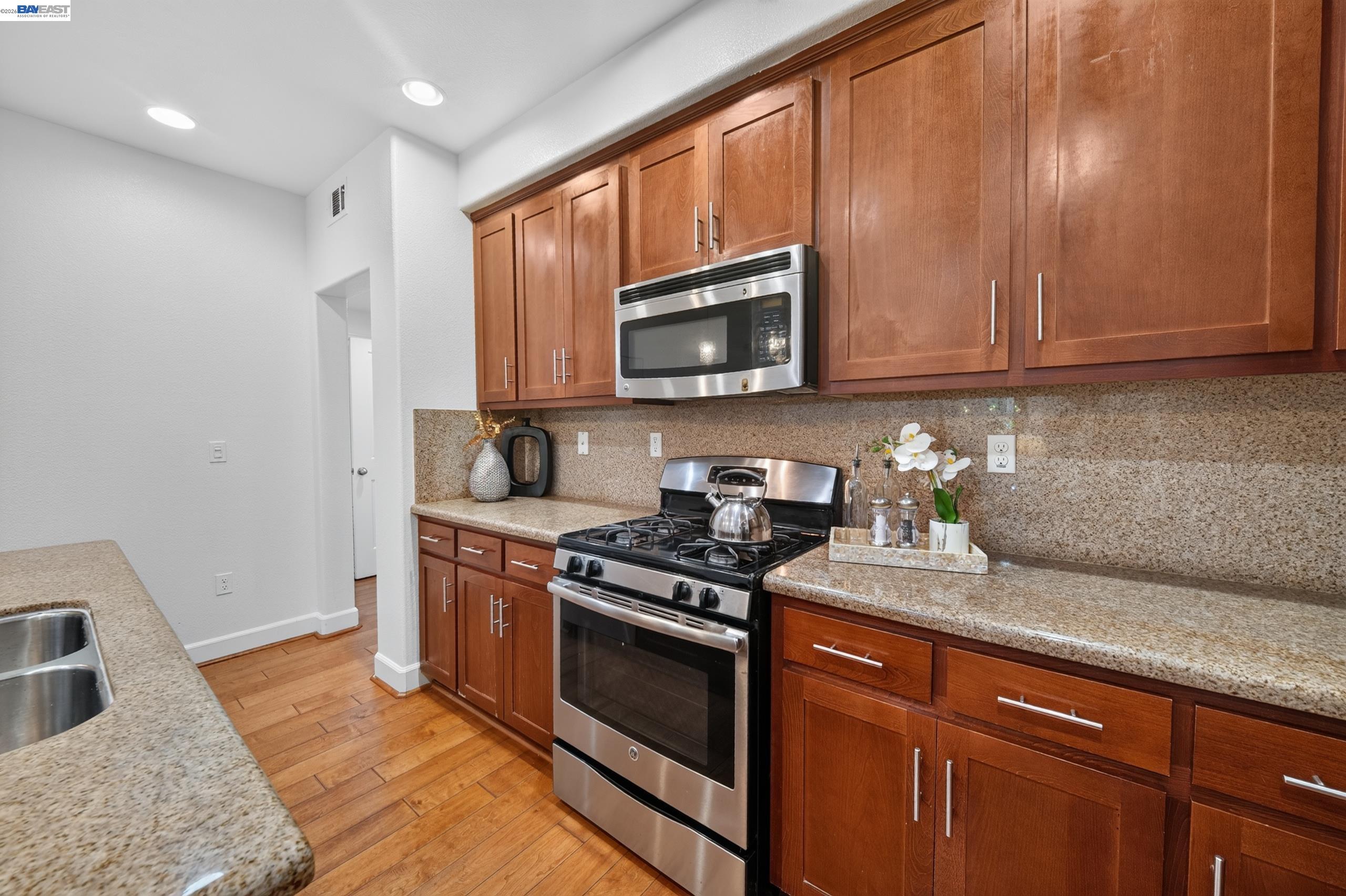 1656 Lee Way Milpitas, CA 95035 - Photo 16 of 32