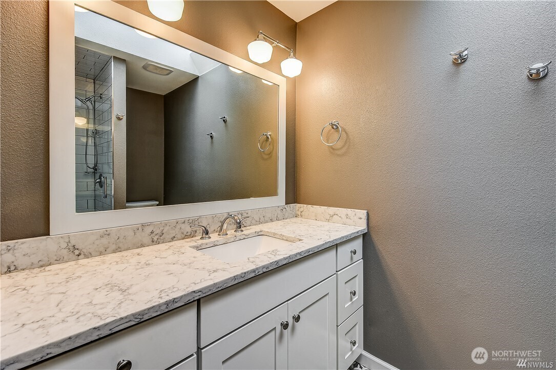 16116 Southeast 156th Street Renton, WA 98058 - Photo 14 of 20