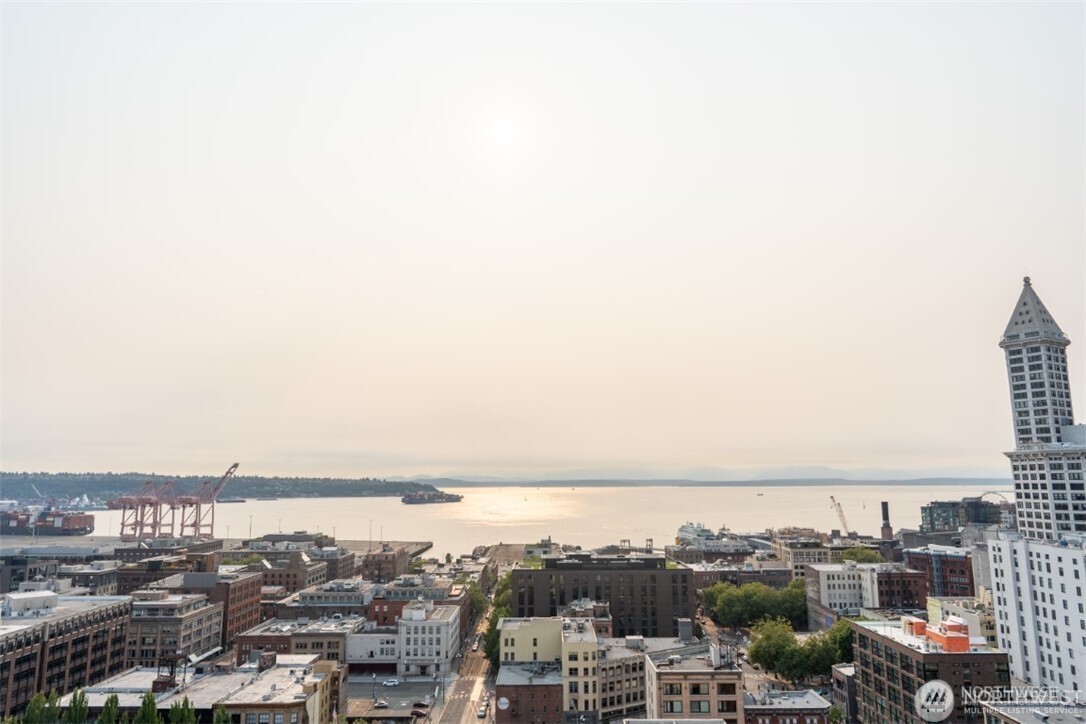 450 South Main Street, Unit 1605 Seattle, WA 98104 - Photo 23 of 23