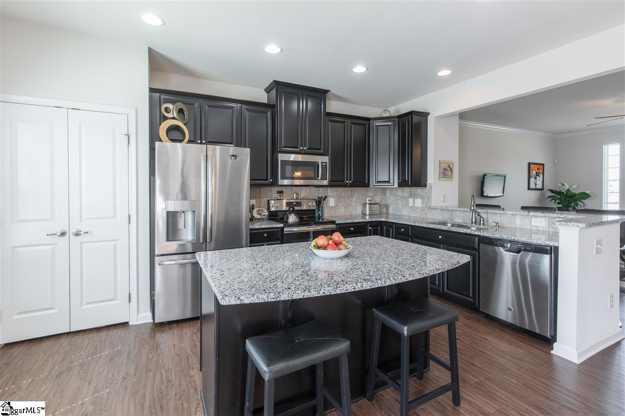 256 Rocky Slope Road Greenville, SC 29607 - Photo 3 of 28 Beautiful Over-sized Chef's Kitchen