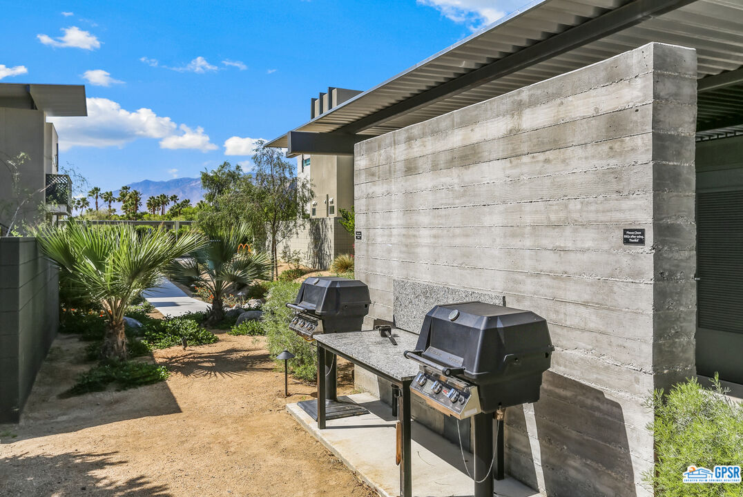 152 The River Palm Springs, CA 92262 - Photo 34 of 46 Gallery Image 34