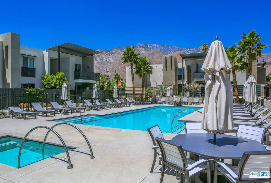 152 The River Palm Springs, CA 92262 - Photo 39 of 46 Gallery Image 39