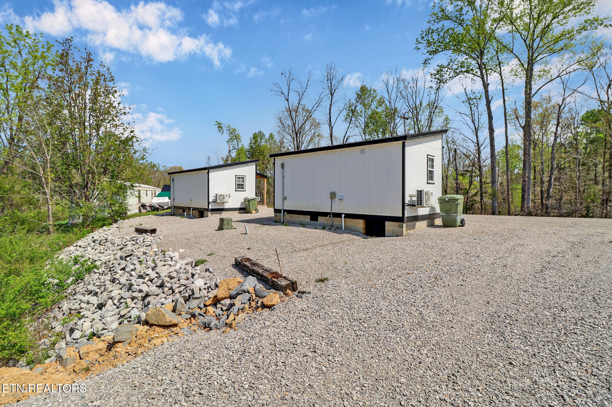 5087 Eagles Cv Road Byrdstown, TN 38549 - Photo 27 of 38