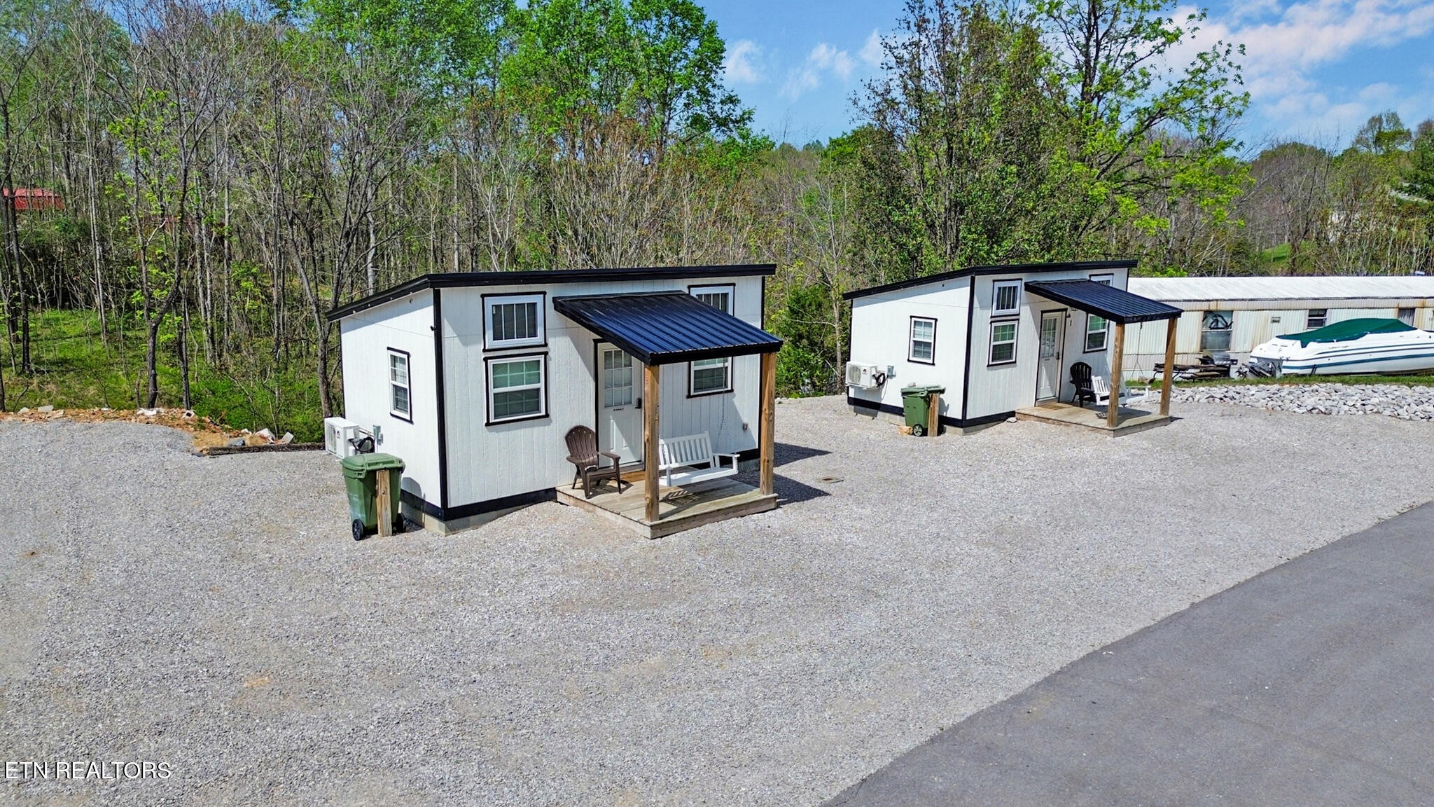 5087 Eagles Cv Road Byrdstown, TN 38549 - Photo 9 of 38