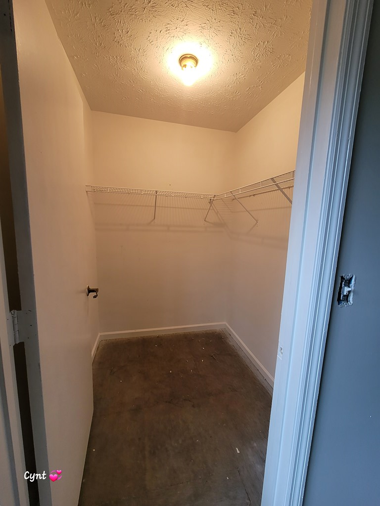 912 Winston Road Columbus, GA 31903 - Photo 9 of 23 Main Bedroom #3 Walk-in Closet