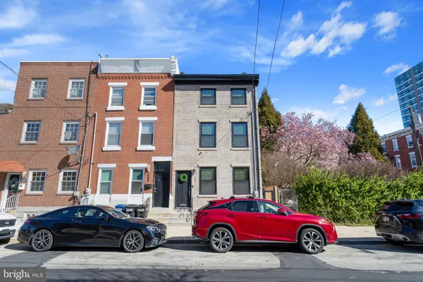 $3,200 | 1507 West Thompson Street, Philadelphia, PA 19121