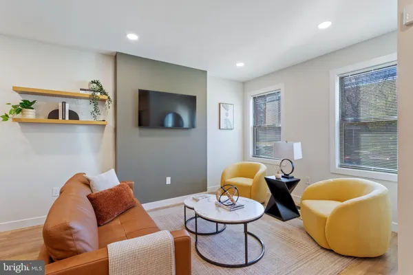 $3,200 | 1507 West Thompson Street, Philadelphia, PA 19121