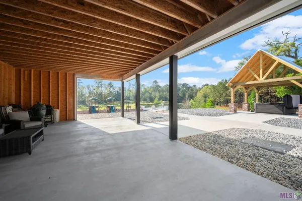 $1,475,000 | 10118 La Highway, St. Francisville, LA 70775