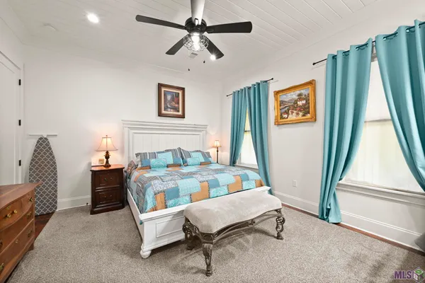$1,475,000 | 10118 La Highway, St. Francisville, LA 70775