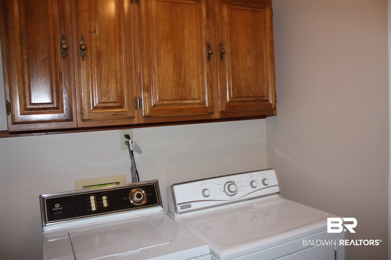5909 Moffett Road Mobile, AL 36618 - Photo 6 of 23
