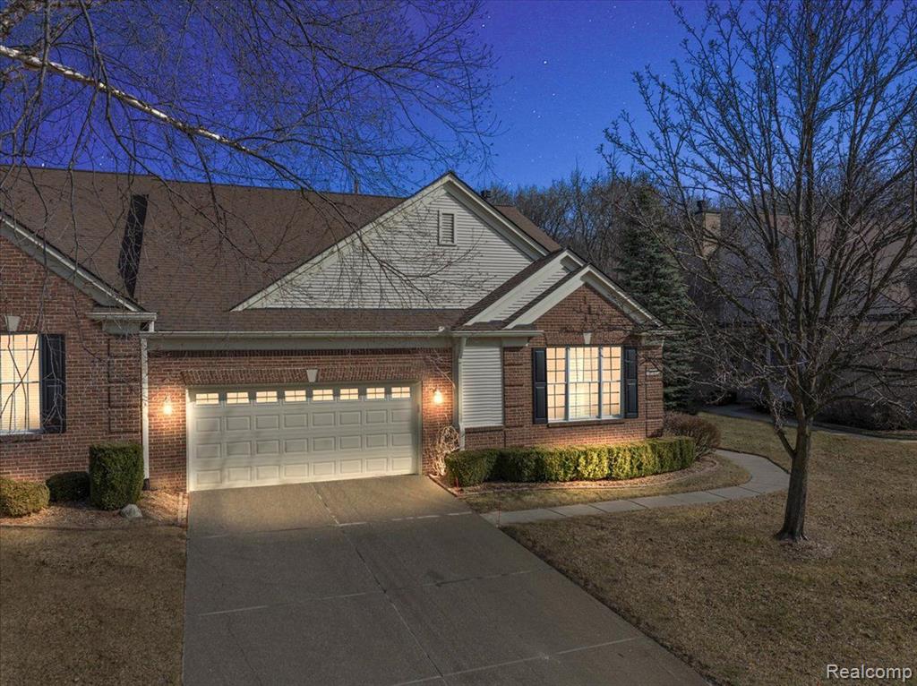 1682 Maple Creek Court Rochester, MI 48306 - Photo 1 of 66 Gallery Image 1