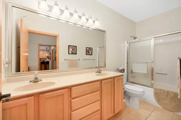 $369,900 | 7100 Metro Boulevard, Unit 416, Edina, MN 55439