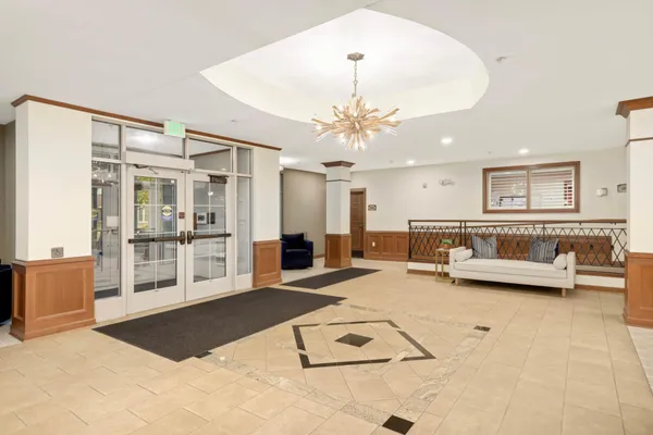 $369,900 | 7100 Metro Boulevard, Unit 416, Edina, MN 55439