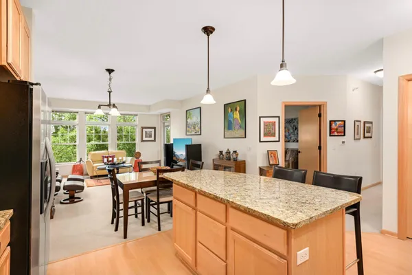 $369,900 | 7100 Metro Boulevard, Unit 416, Edina, MN 55439