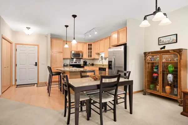 $369,900 | 7100 Metro Boulevard, Unit 416, Edina, MN 55439