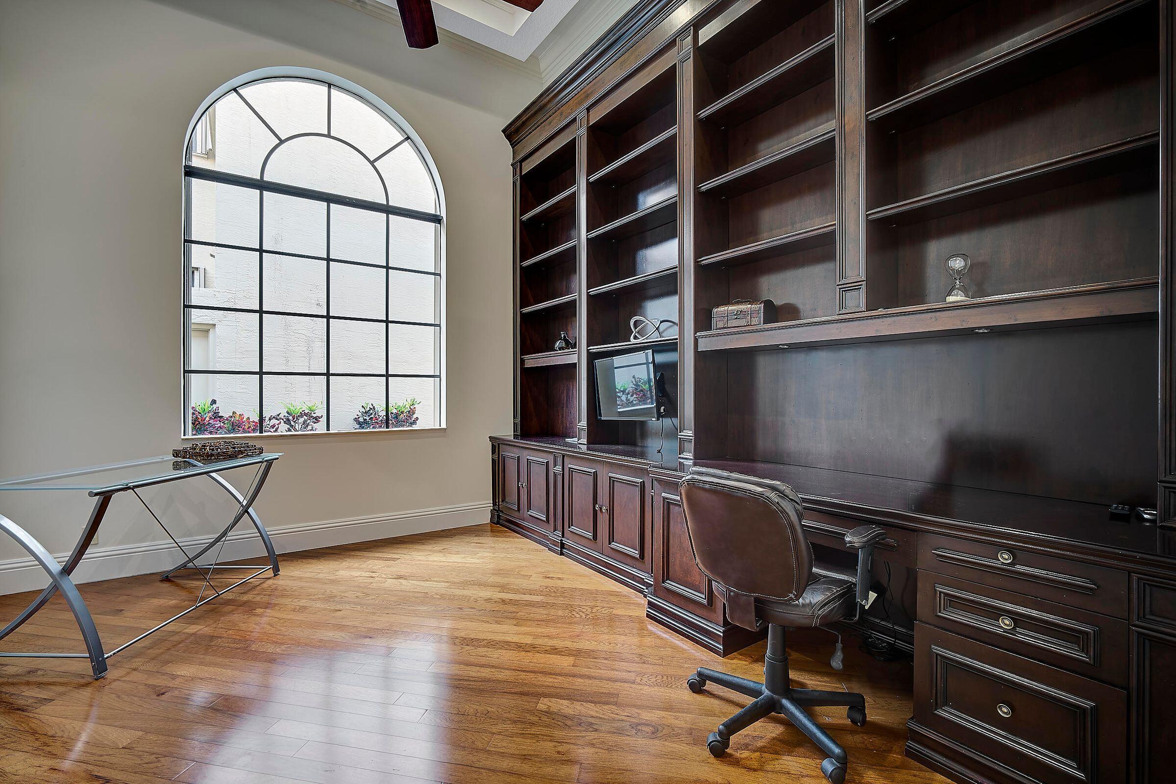 17754 Lake Azure Way Boca Raton, FL 33496 - Photo 13 of 46 Oaks office