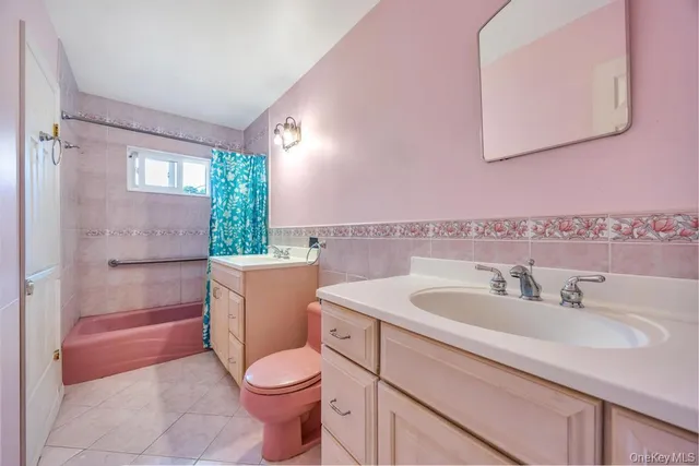 $819,999 | 196 Haypath Road, Old Bethpage, NY 11804