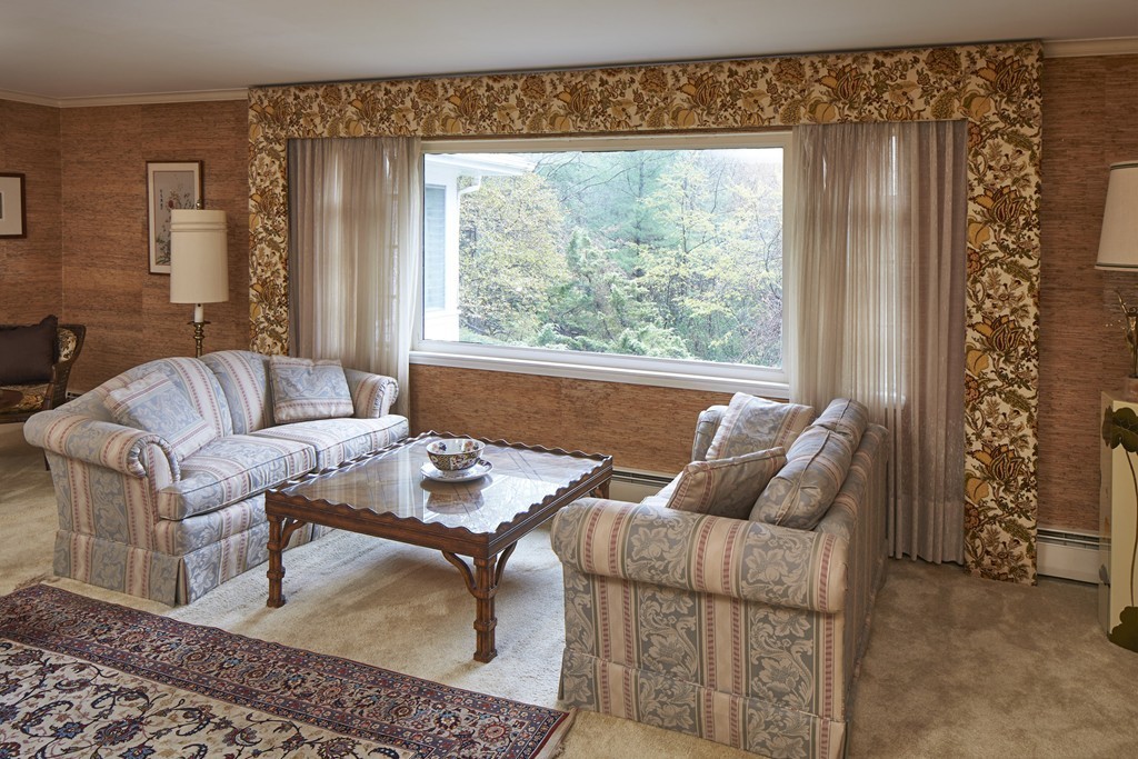100 Radcliffe Road Weston, MA 02493 - Photo 3 of 8