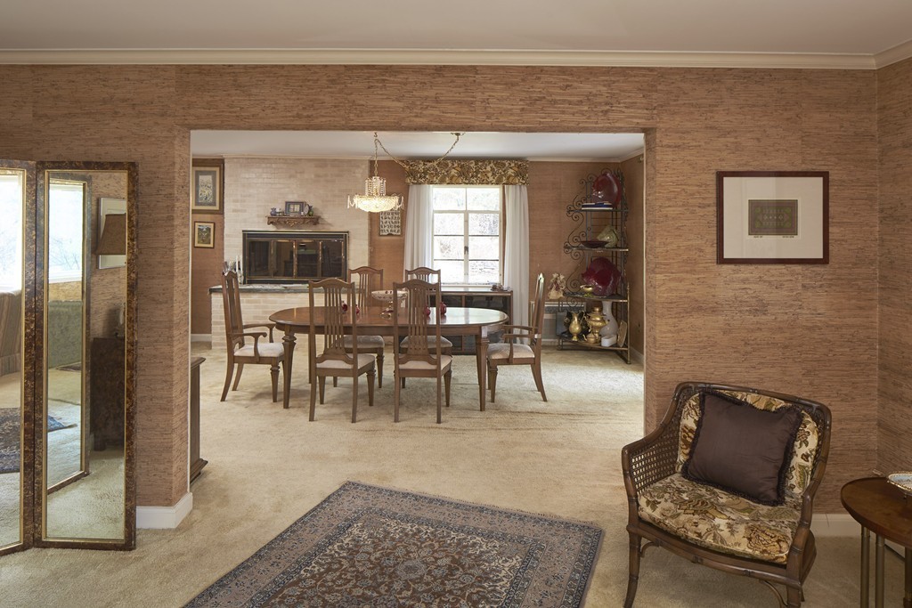 100 Radcliffe Road Weston, MA 02493 - Photo 4 of 8