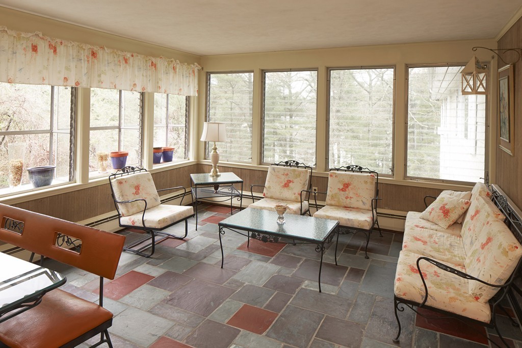 100 Radcliffe Road Weston, MA 02493 - Photo 5 of 8