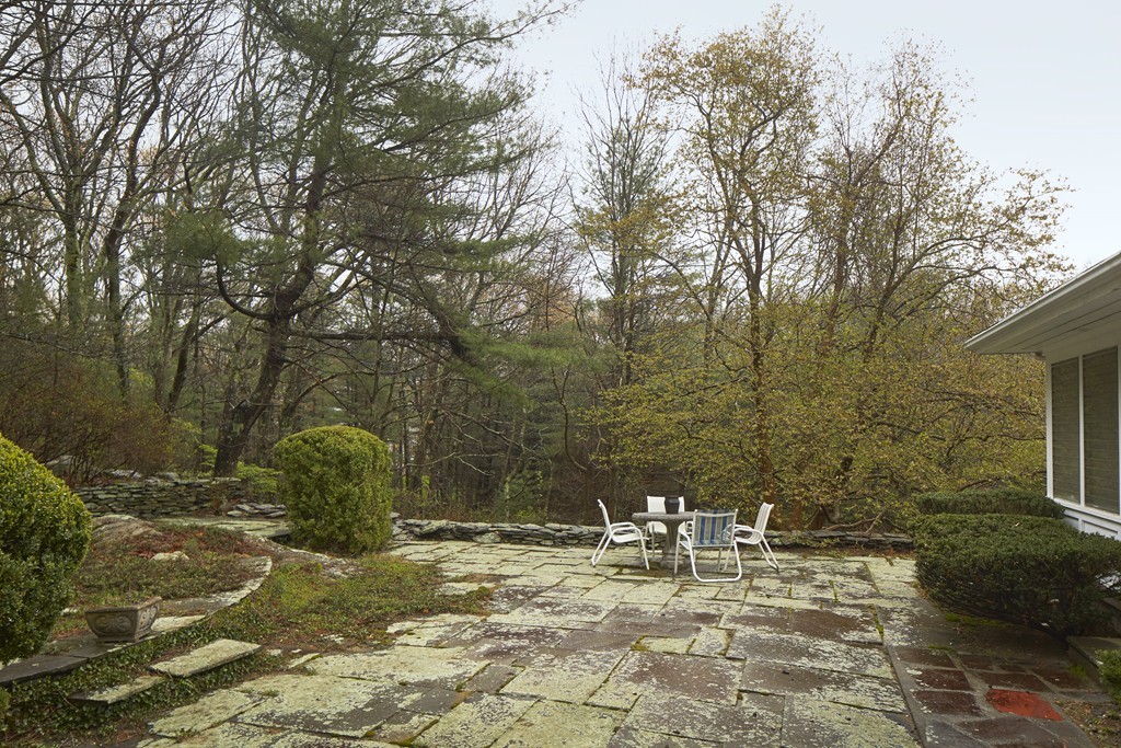 100 Radcliffe Road Weston, MA 02493 - Photo 8 of 8