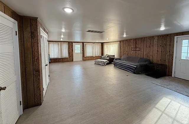 $259,900 | 7 Magnolia Drive, Washington, IN 47501