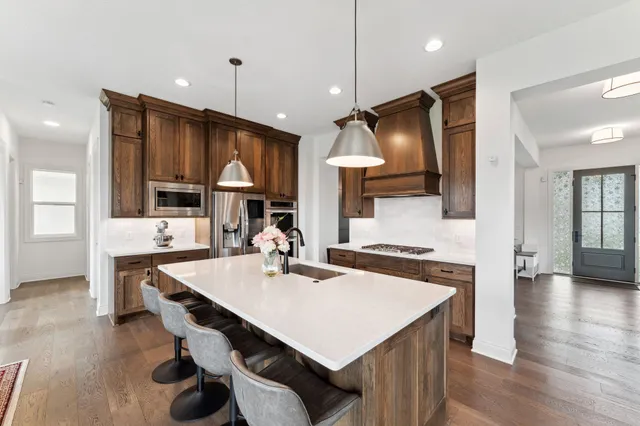 $1,199,900 | 6336 Yuma Lane North, Maple Grove, MN 55311