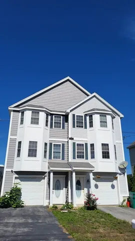 $2,600 | 129 Manchester Street, Unit B, Lowell, MA 01852