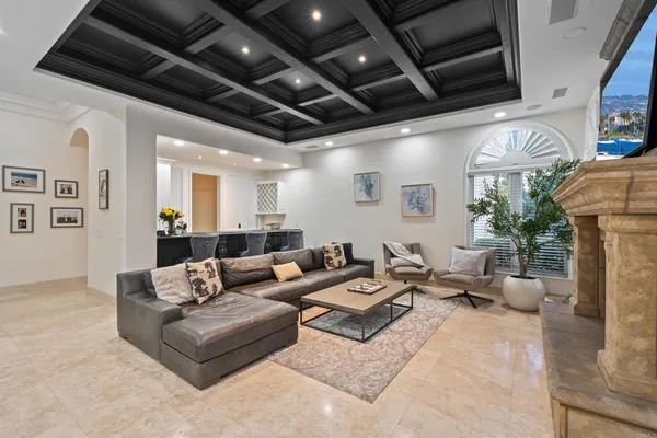 $6,795,000 | 6998 Rancho La Cima Drive, Rancho Santa Fe, CA 92067